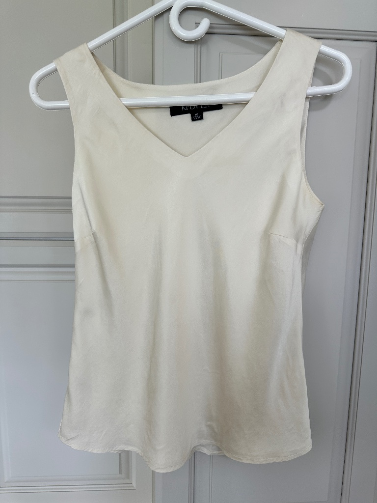 Womens !00% Silk Top 10 Genuine By Kasper Superior Quality & Construction ($169)